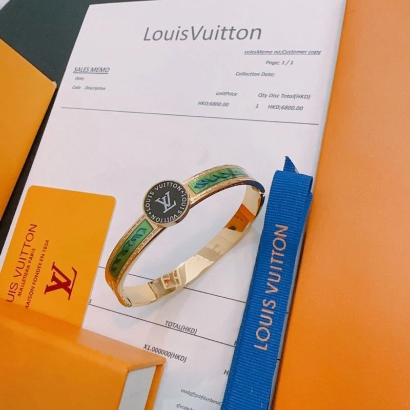 ModernLook Louis Vuitton Bracelets 249922