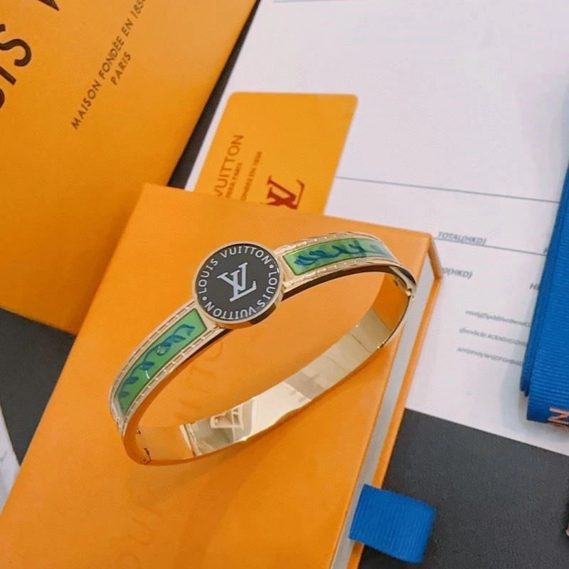 ModernLook Louis Vuitton Bracelets 249922