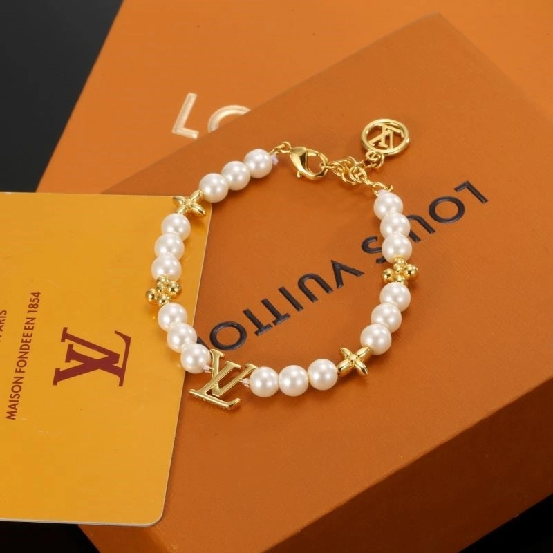 Stretchable Louis Vuitton Bracelets 249937