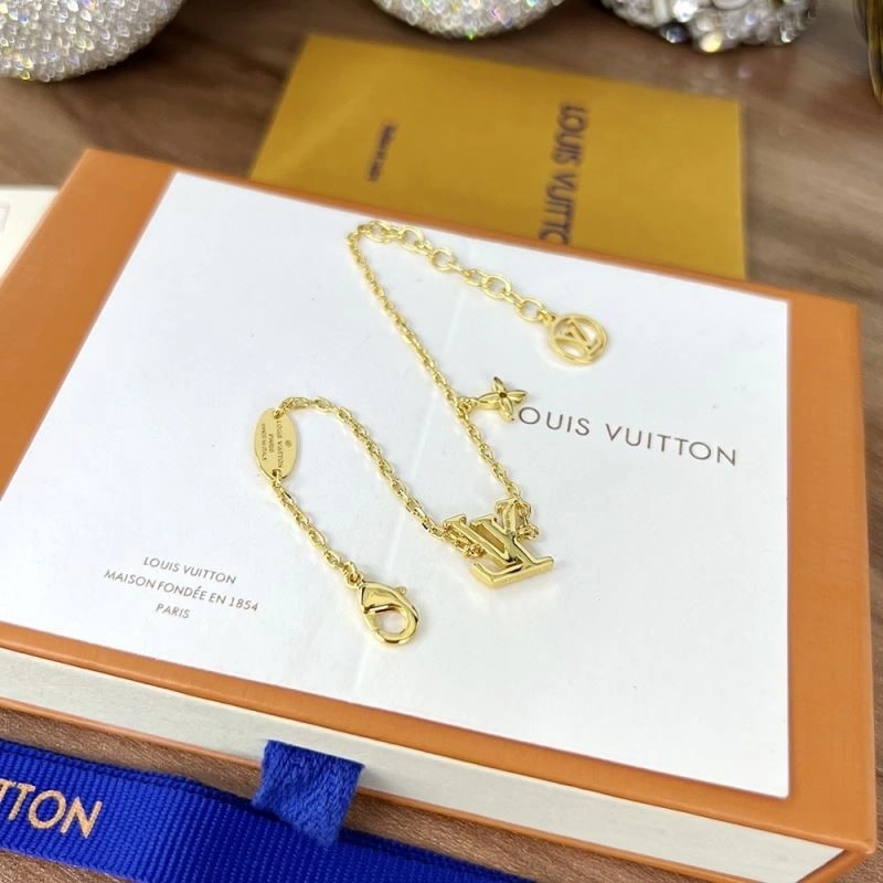 Lightweight Louis Vuitton Bracelets 249898