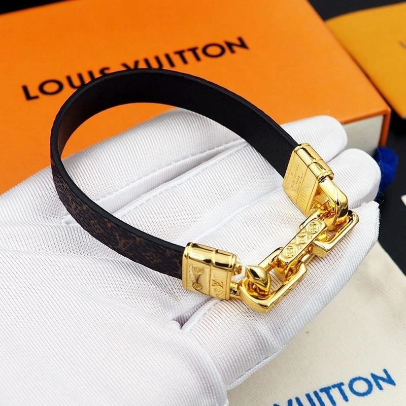 Classic Louis Vuitton Bracelets 249882