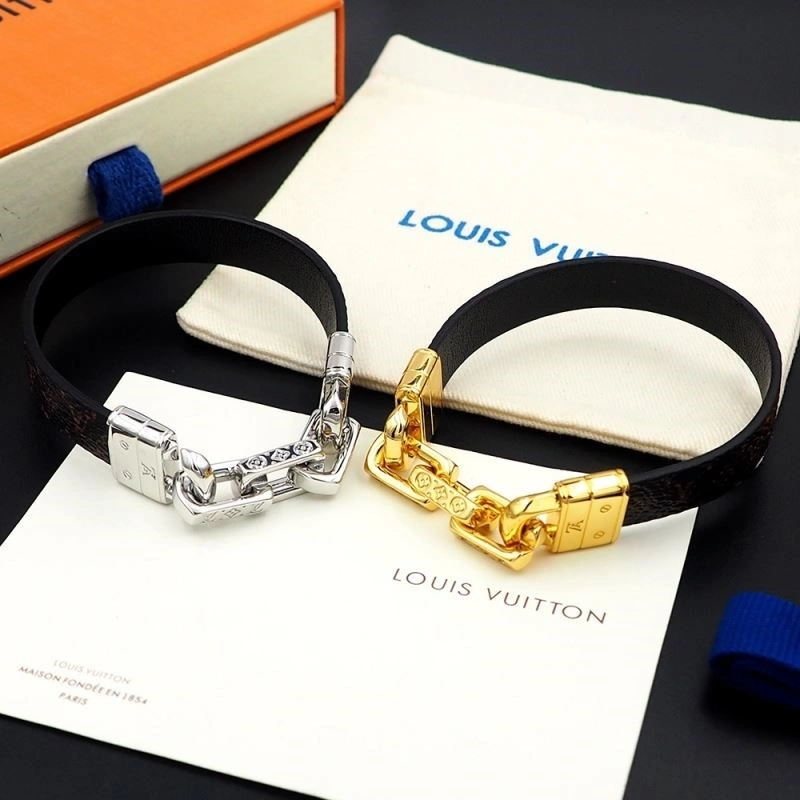 Sporty Louis Vuitton Bracelets 249906