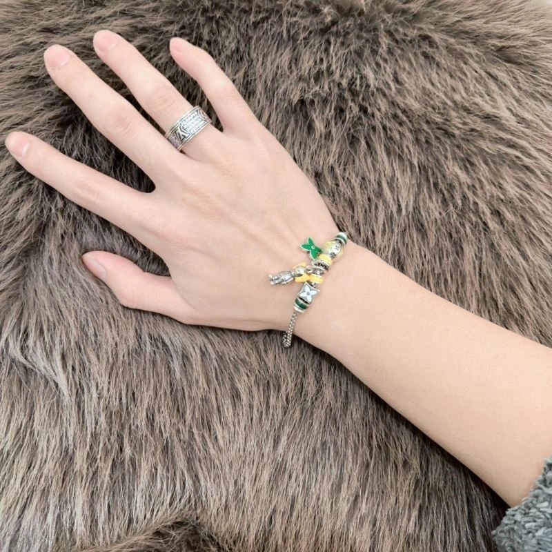 Louis Vuitton Bracelets SmoothTexture 249901