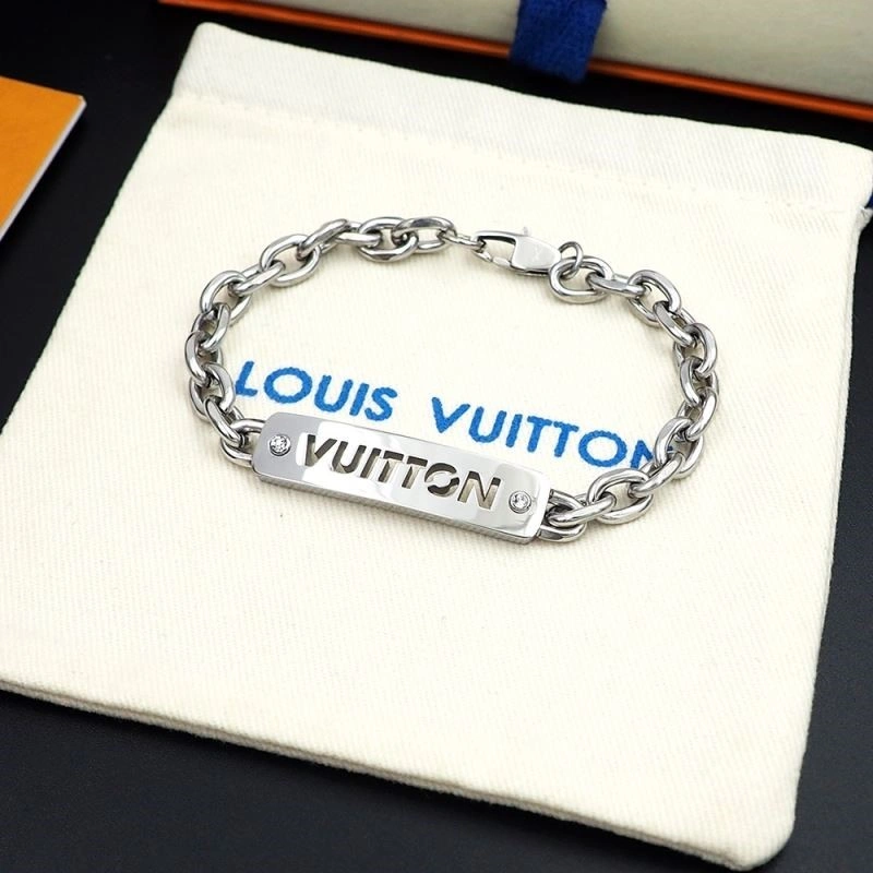Fashionable Louis Vuitton Bracelets 249893
