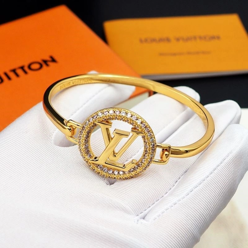 GoAnywhere Louis Vuitton Bracelets 249888
