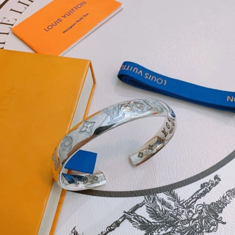 Louis Vuitton Bracelets SunProtective 249894