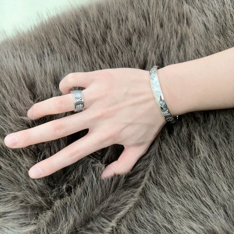 Louis Vuitton Bracelets SunProtective 249894