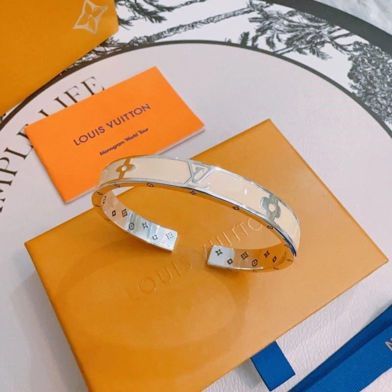 ZeroBulk Louis Vuitton Bracelets 249872
