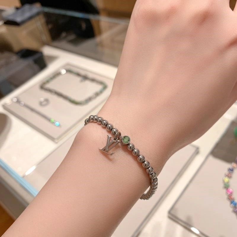 Youthful Louis Vuitton Bracelets 249871