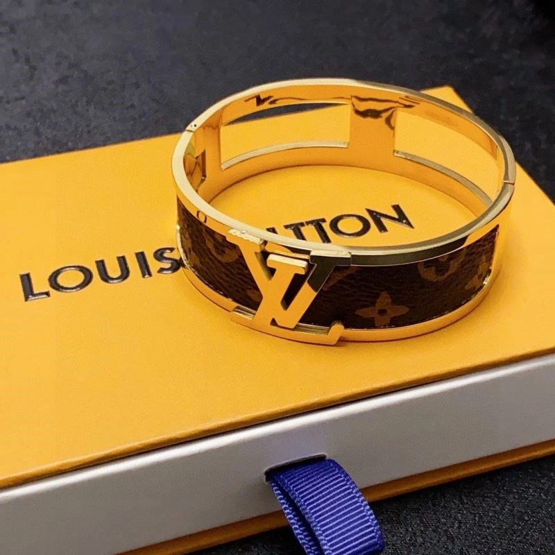 OdorResistant Louis Vuitton Bracelets 249861