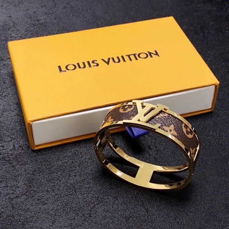 OdorResistant Louis Vuitton Bracelets 249861