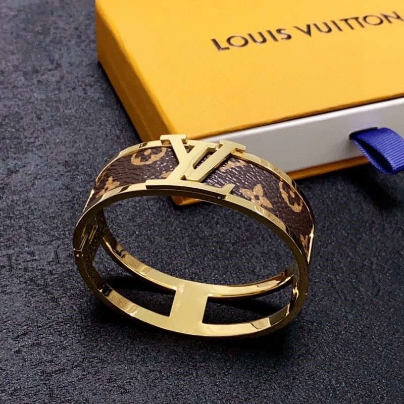 OdorResistant Louis Vuitton Bracelets 249861