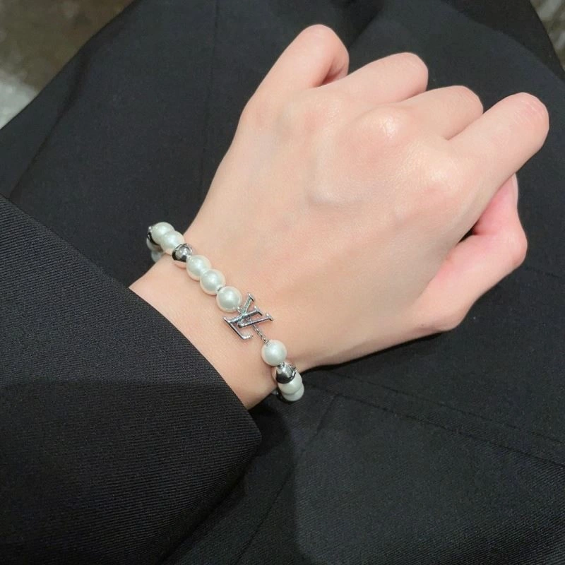 WeatherProof Louis Vuitton Bracelets 249853