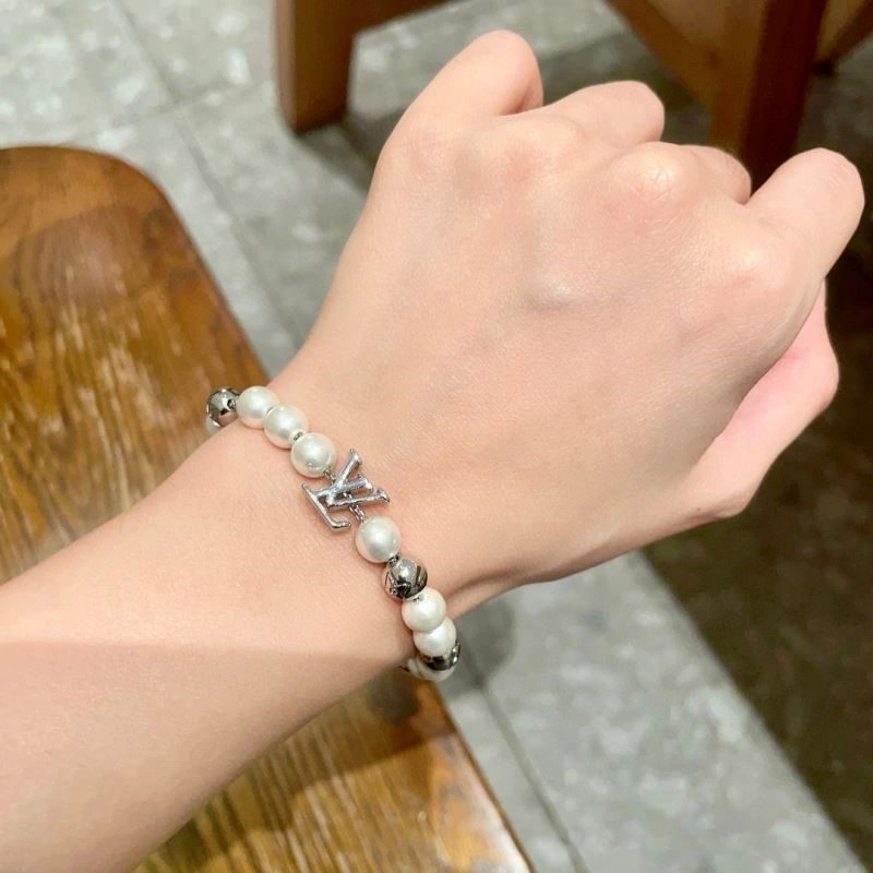 WeatherProof Louis Vuitton Bracelets 249853