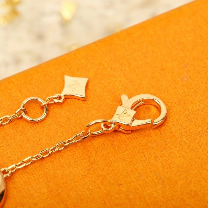 AllSeason Louis Vuitton Bracelets 249835