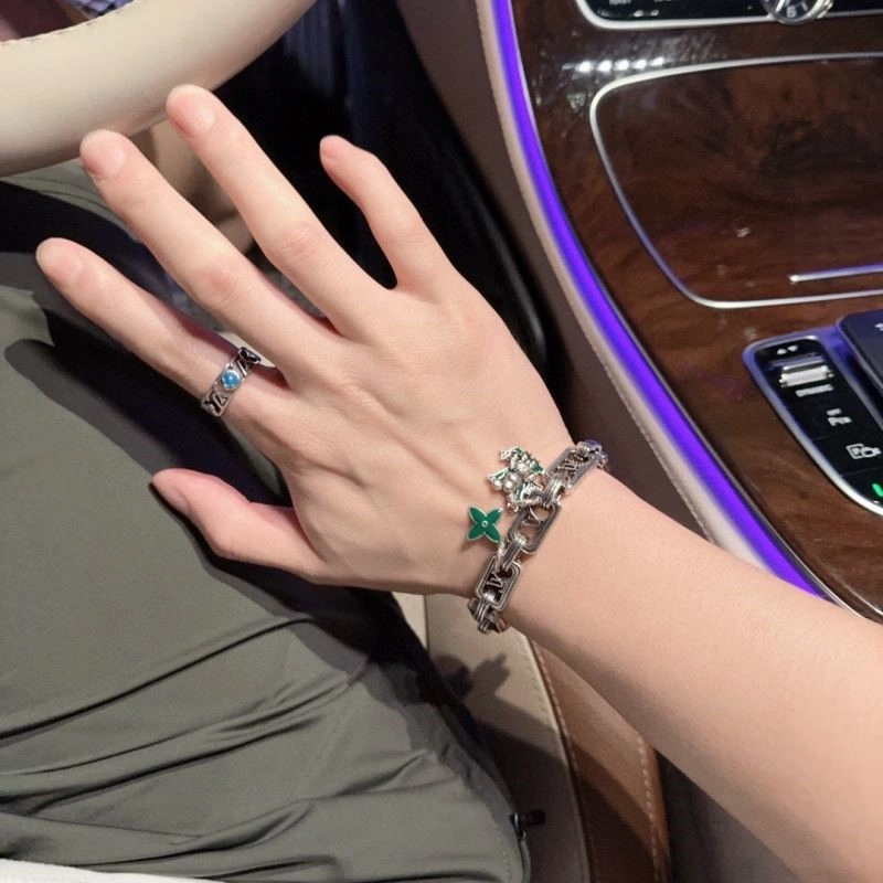 Louis Vuitton Bracelets Reliable 249847