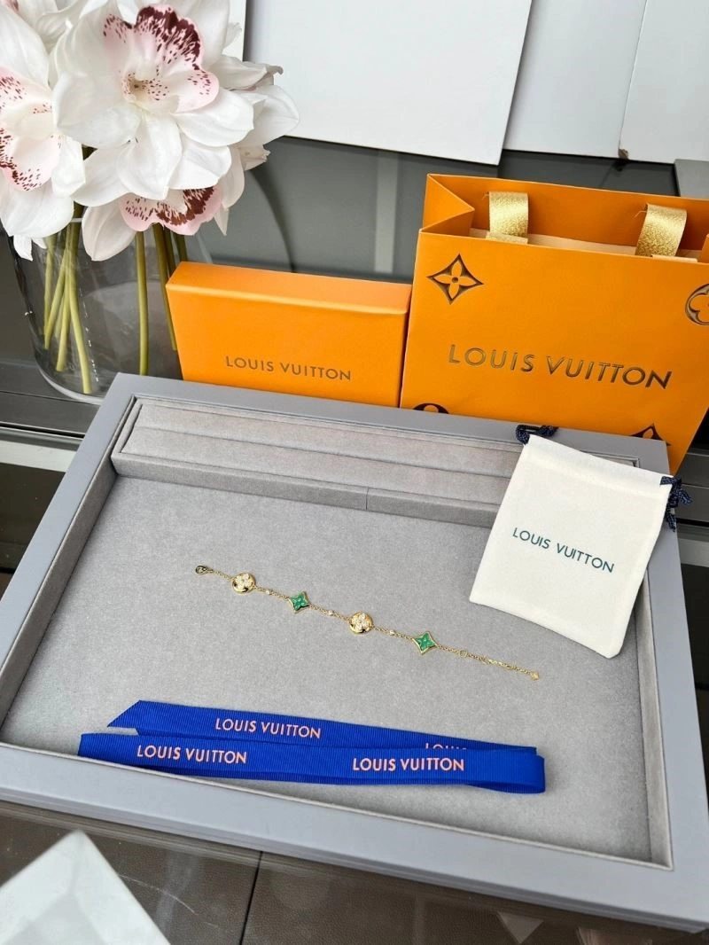 Unisex Louis Vuitton Bracelets 249845
