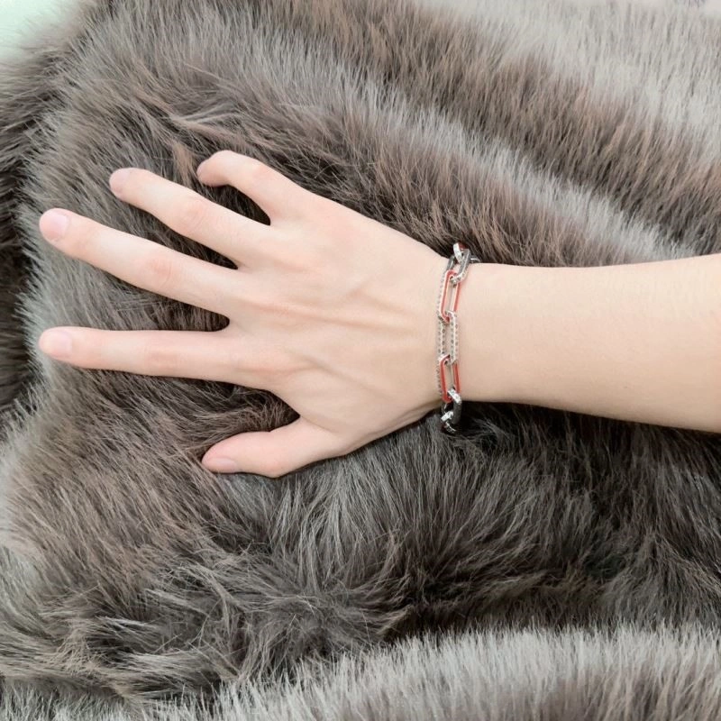 Louis Vuitton Bracelets Comfortable 249637