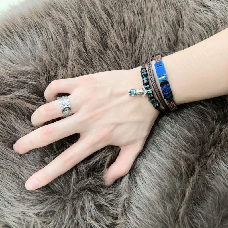Louis Vuitton Bracelets SmoothTexture 249632