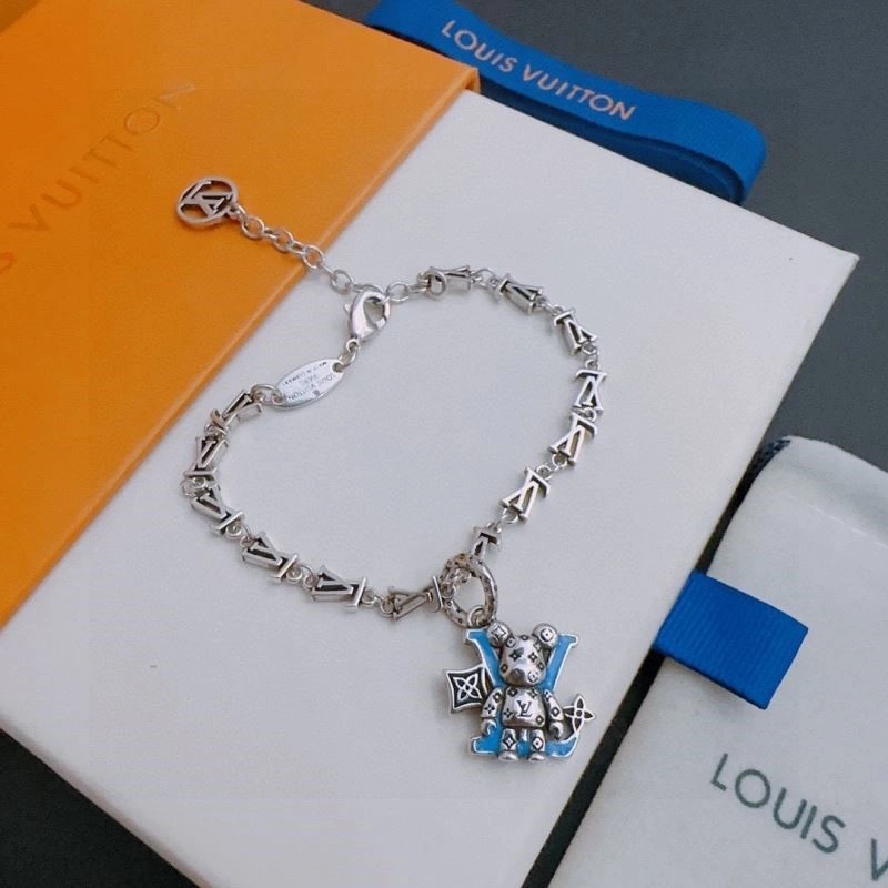 GoAnywhere Louis Vuitton Bracelets 249625
