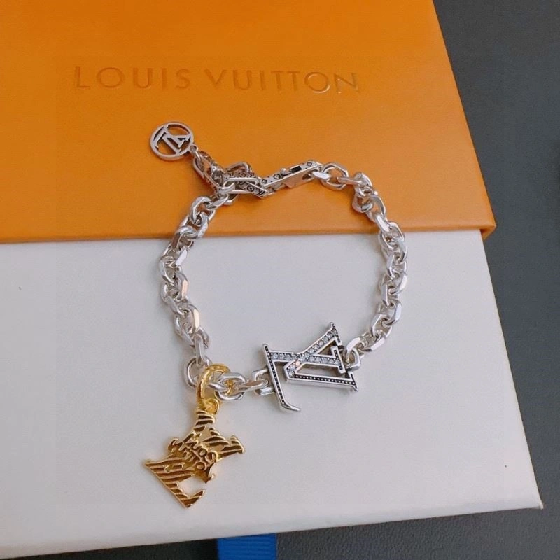 Louis Vuitton Bracelets Breathable 249627