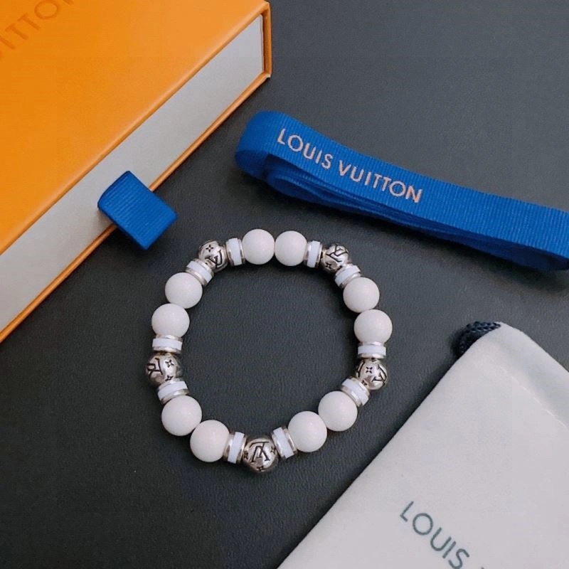 Contemporary Louis Vuitton Bracelets 249611