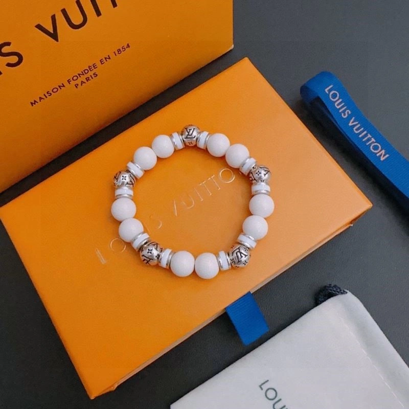 Contemporary Louis Vuitton Bracelets 249611