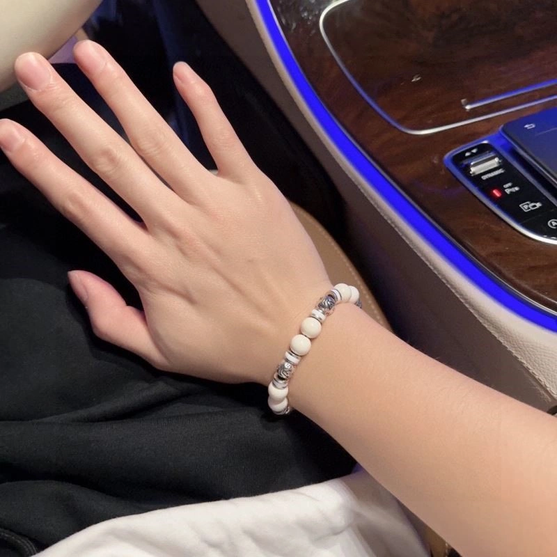 Contemporary Louis Vuitton Bracelets 249611