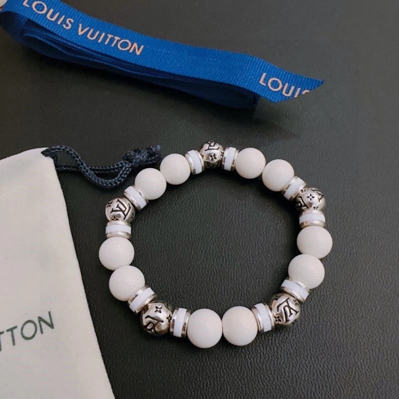 Contemporary Louis Vuitton Bracelets 249611