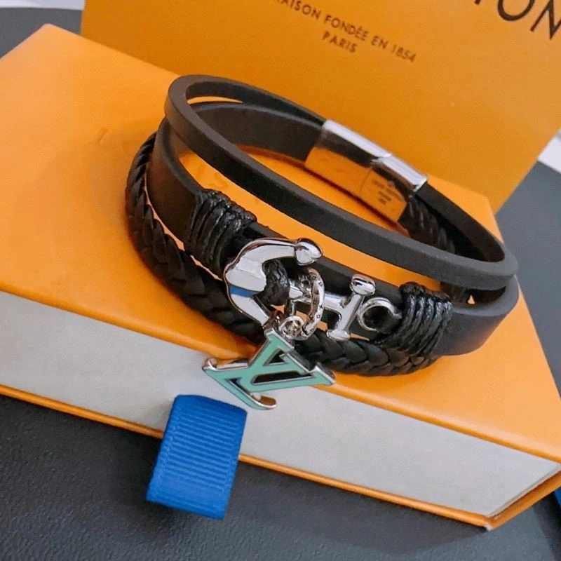 Louis Vuitton Bracelets Sleek 249624