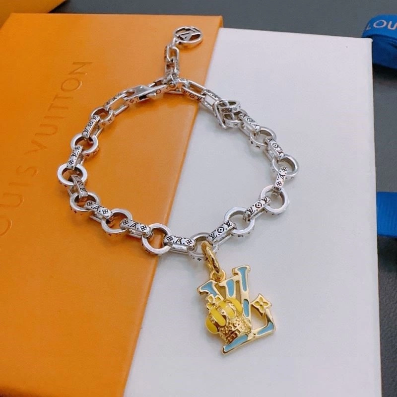Louis Vuitton Bracelets Trendy 249621