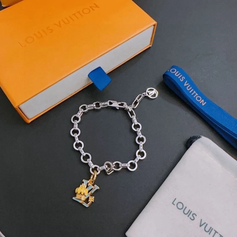 Louis Vuitton Bracelets Trendy 249621