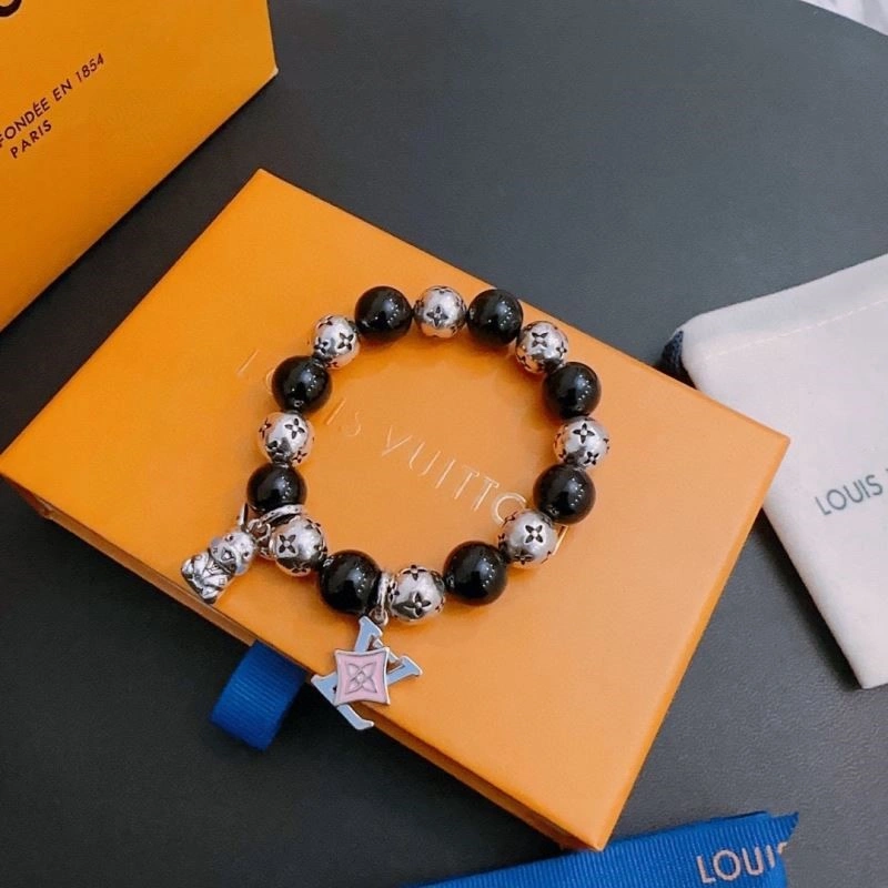 Louis Vuitton Bracelets Comfortable 249607