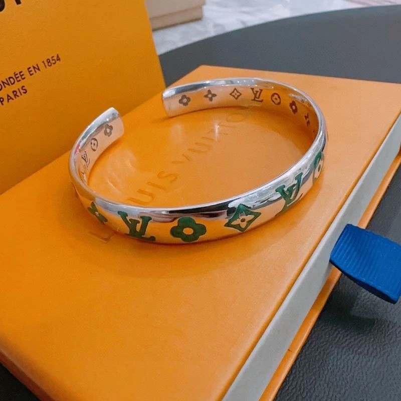 Louis Vuitton Bracelets TopPick 249605