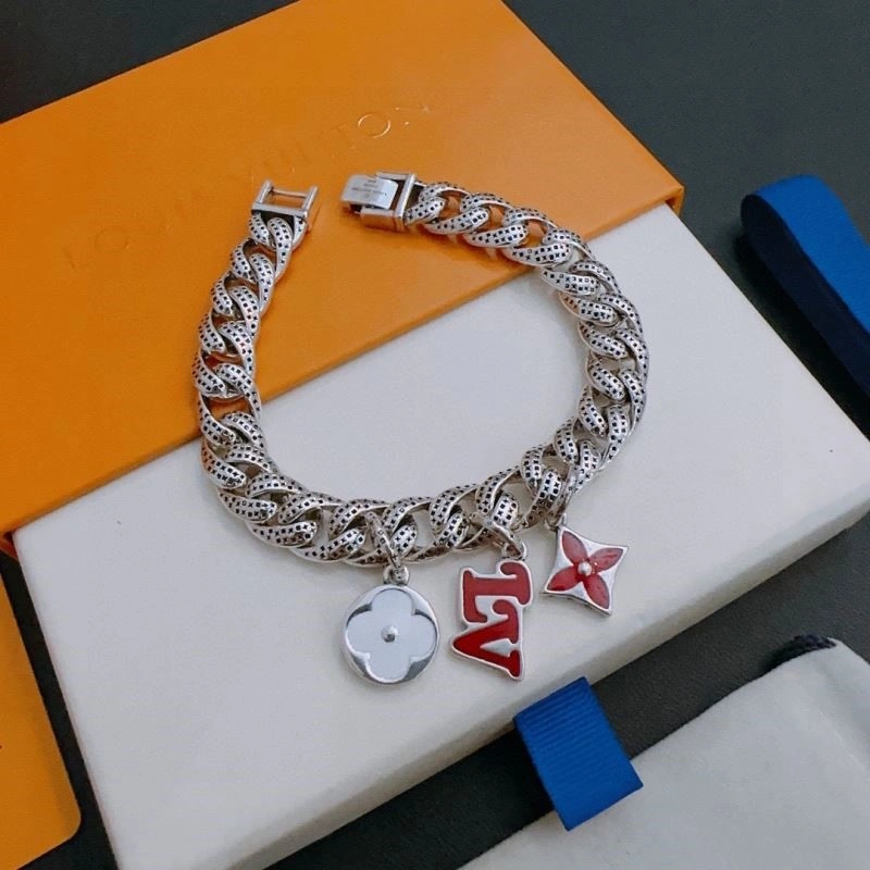 GoodFit Louis Vuitton Bracelets 249595