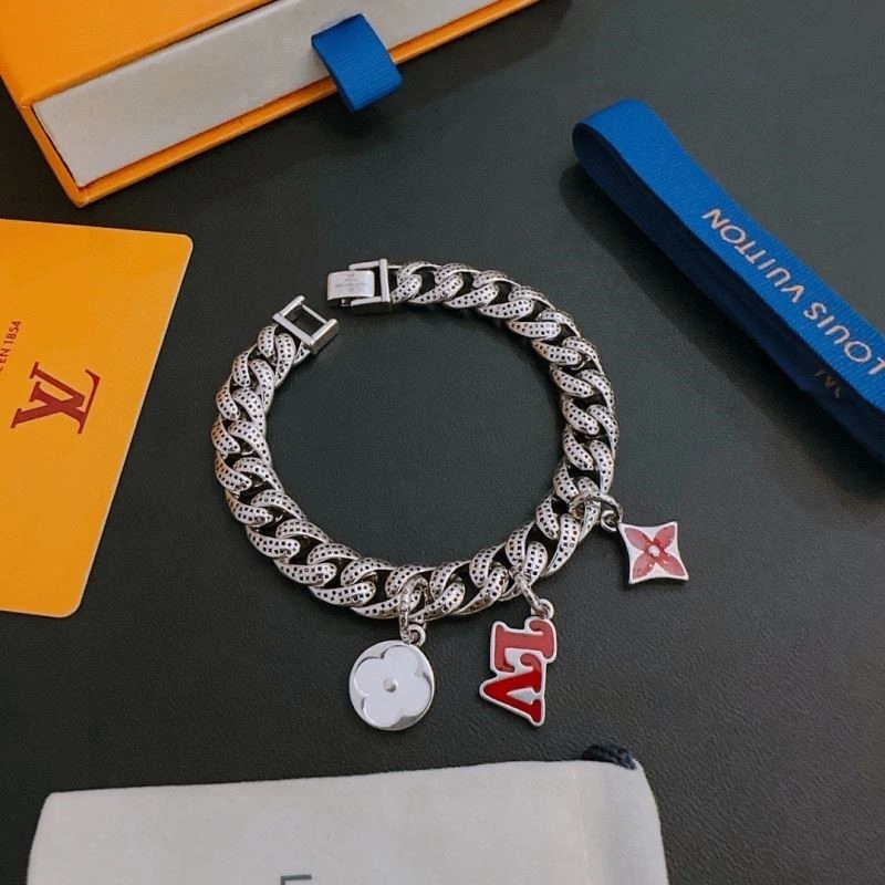 GoodFit Louis Vuitton Bracelets 249595