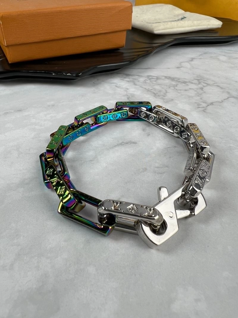 Louis Vuitton Bracelets Fashionable 249594