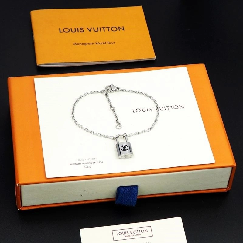Louis Vuitton Bracelets MoistureWicking 249590