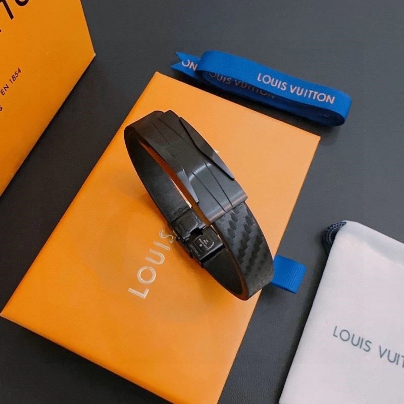 Packable Louis Vuitton Bracelets 249581