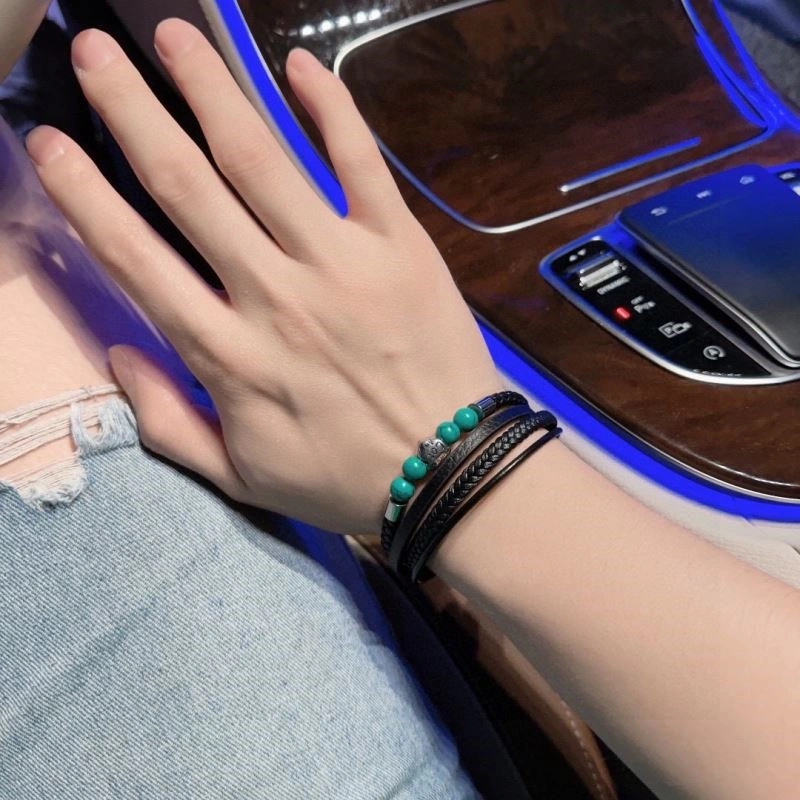 Louis Vuitton Bracelets Stylish 249575