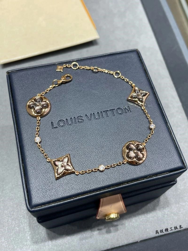 Louis Vuitton Bracelets Sophisticated 249583