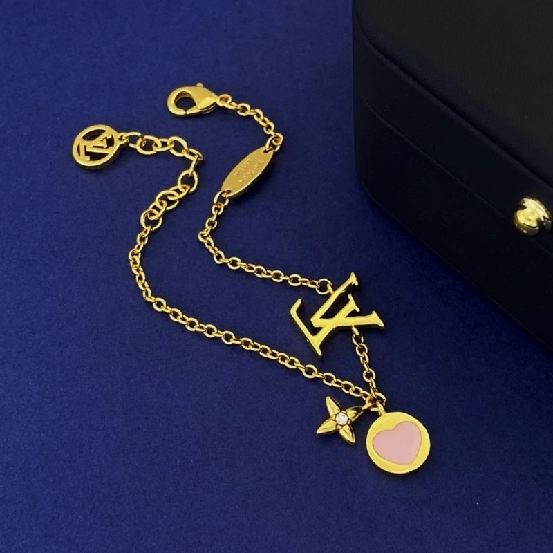 Resilient Louis Vuitton Bracelets 249563