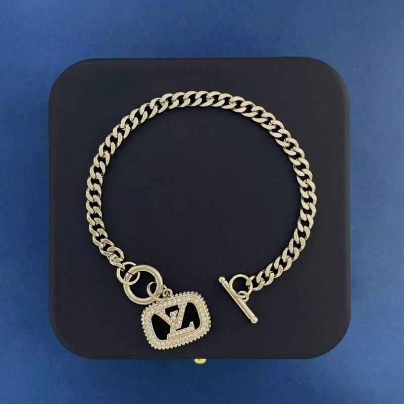 Louis Vuitton Bracelets Breathable 249565
