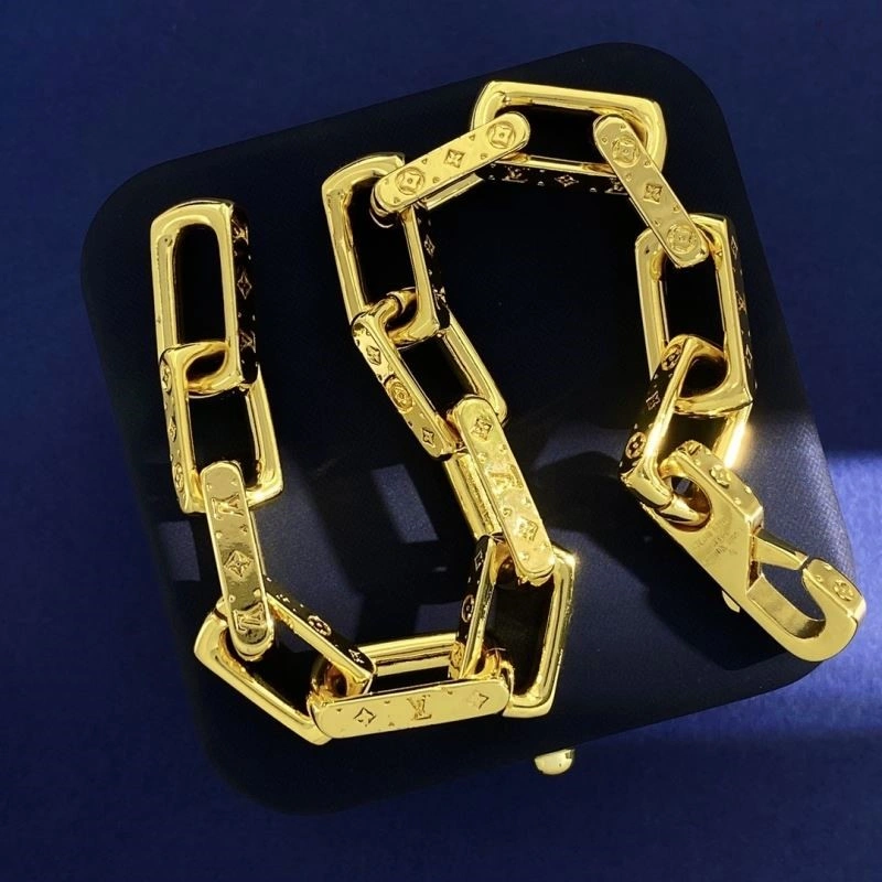Louis Vuitton Bracelets Functional 249558