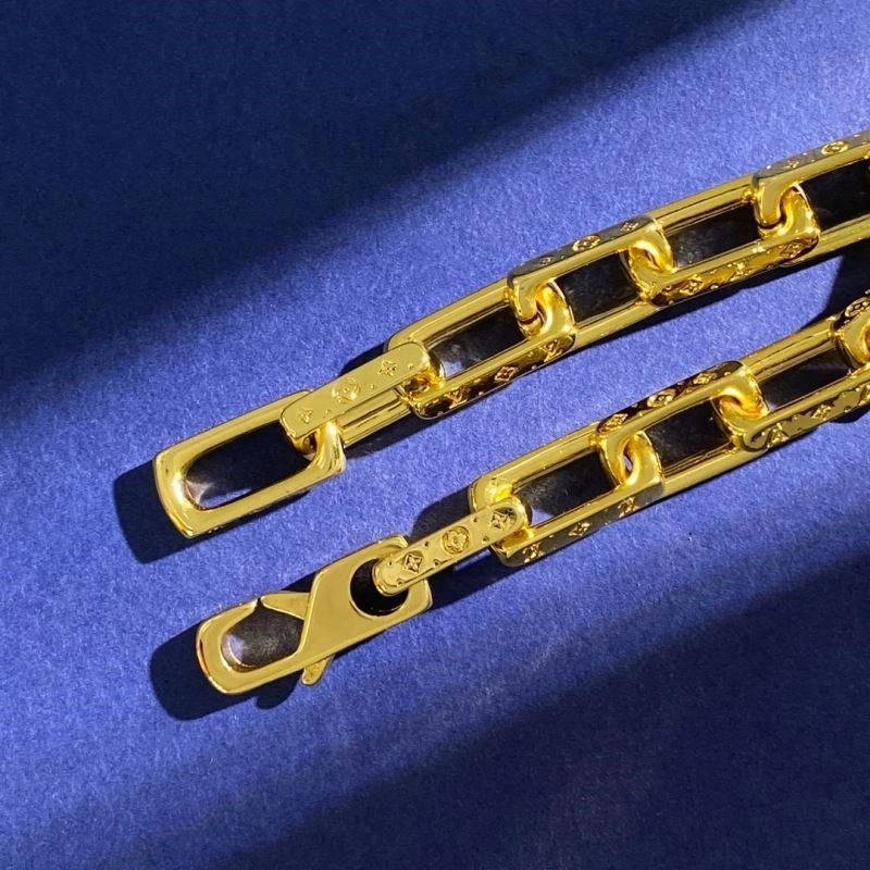 Louis Vuitton Bracelets Functional 249558