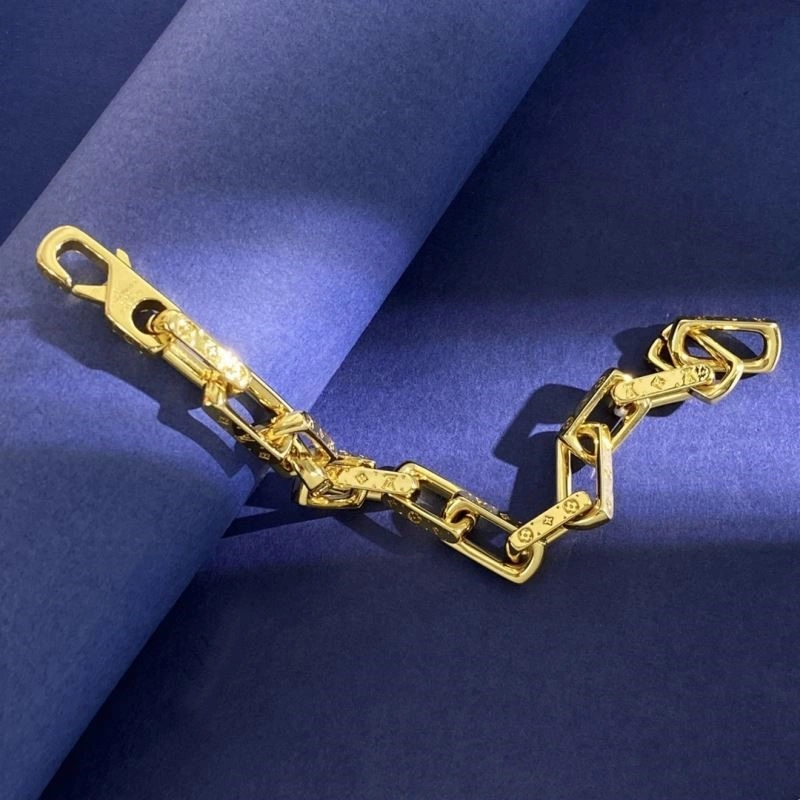 Louis Vuitton Bracelets Functional 249558