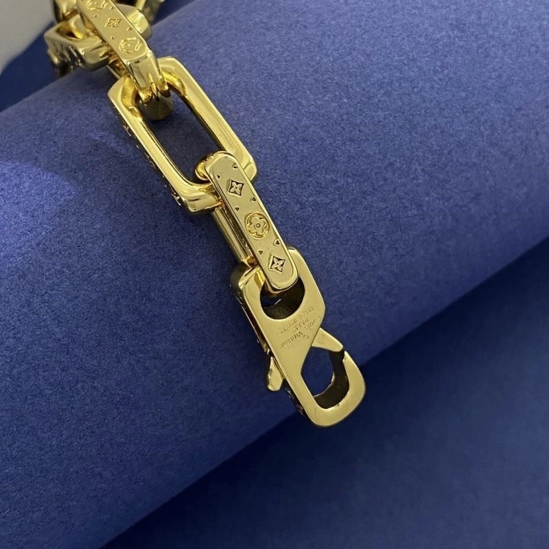 Louis Vuitton Bracelets Functional 249558