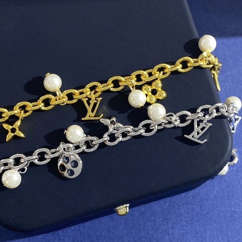Louis Vuitton Bracelets Durable 249556