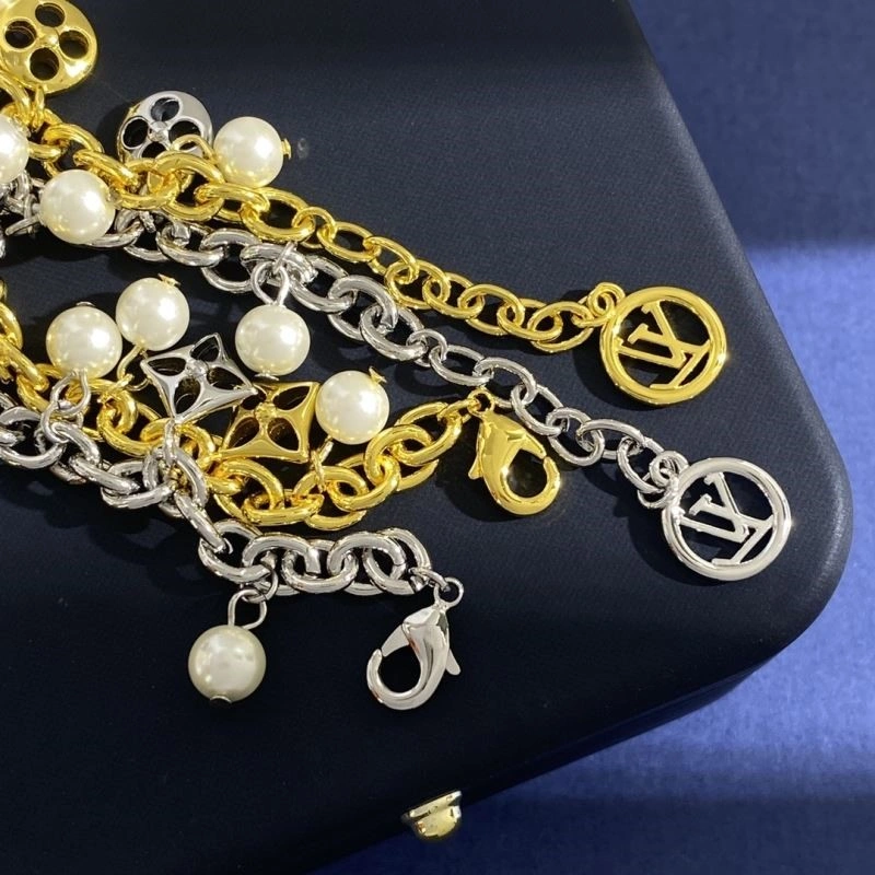 Louis Vuitton Bracelets Durable 249556