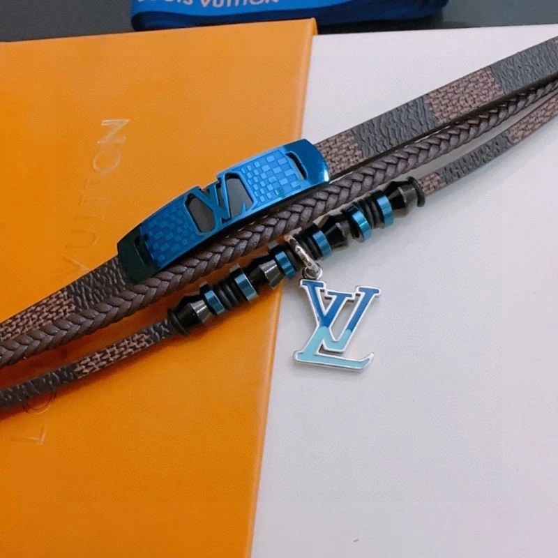 Louis Vuitton Bracelets Attractive 249551